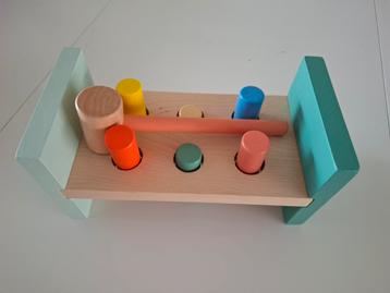 Hamerbankje HEMA beschikbaar voor biedingen
