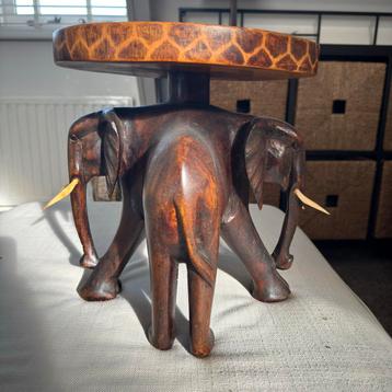 Houten Olifant Tafel / Plantenstandaard beschikbaar voor biedingen