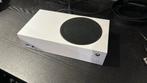 Xbox S+2controllers+ headset van xbox+batterijen+kabels, Spelcomputers en Games, Spelcomputers | Xbox | Accessoires, Ophalen, Gebruikt