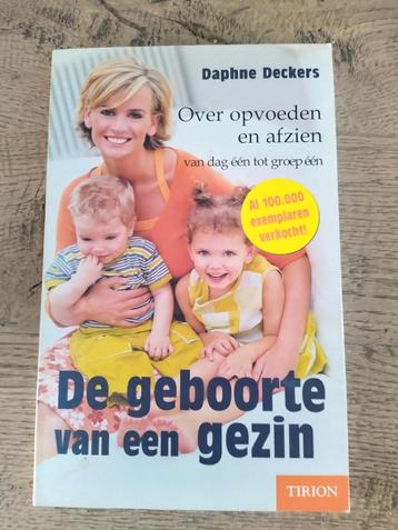 Daphne Deckers - De geboorte van een gezin beschikbaar voor biedingen