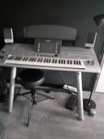 Goedwerkende keybord tyros 4 met boxen, Muziek en Instrumenten, Keyboards, Overige merken, 61 toetsen, Ophalen of Verzenden, Zo goed als nieuw