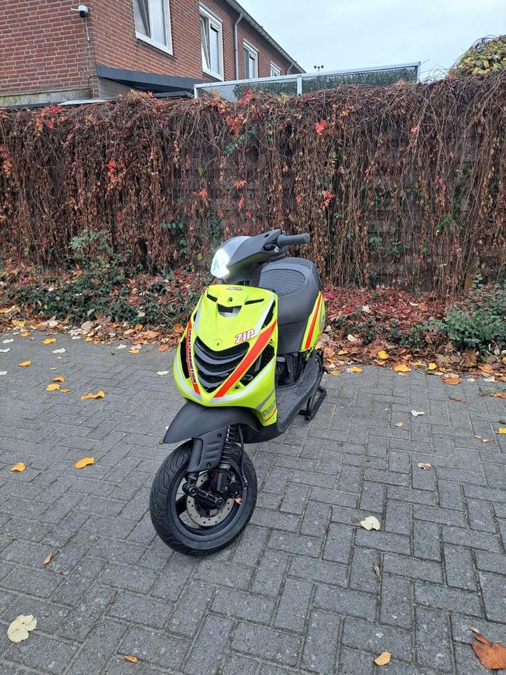 Piaggio zip sp 86cc bigbore malossi, Fietsen en Brommers, Scooters | Piaggio, Zo goed als nieuw, Zip, Benzine, Ophalen
