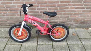 Disney Cars Kinderfiets 16 inch beschikbaar voor biedingen