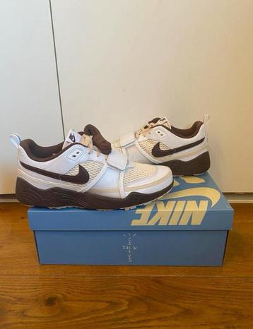 TRAVIS SCOTT x ZOOM FIELD JAXX beschikbaar voor biedingen