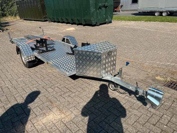 Motoraanhanger te huur / te koop, Auto diversen, Aanhangers en Bagagewagens, Zo goed als nieuw, Ophalen