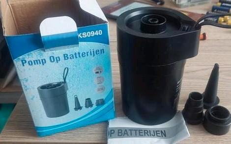 Batterij Pomp - Ideaal voor Luchtbedden & Meer!, Caravans en Kamperen, Luchtpompen, Zo goed als nieuw, Elektrisch, Ophalen of Verzenden