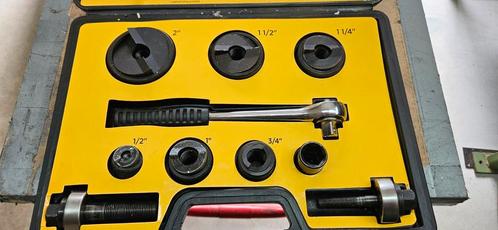 Gatenpons Set Type C 1/2"-2" Model CC-60, Doe-het-zelf en Verbouw, Gereedschap | Handgereedschap, Zo goed als nieuw, Ophalen of Verzenden