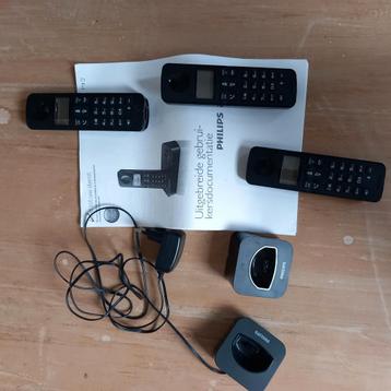 Philips Huistelefoon 1 basisstation en 2 Handsets beschikbaar voor biedingen
