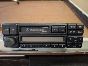 Mercedes - originele Becker radio beschikbaar voor biedingen