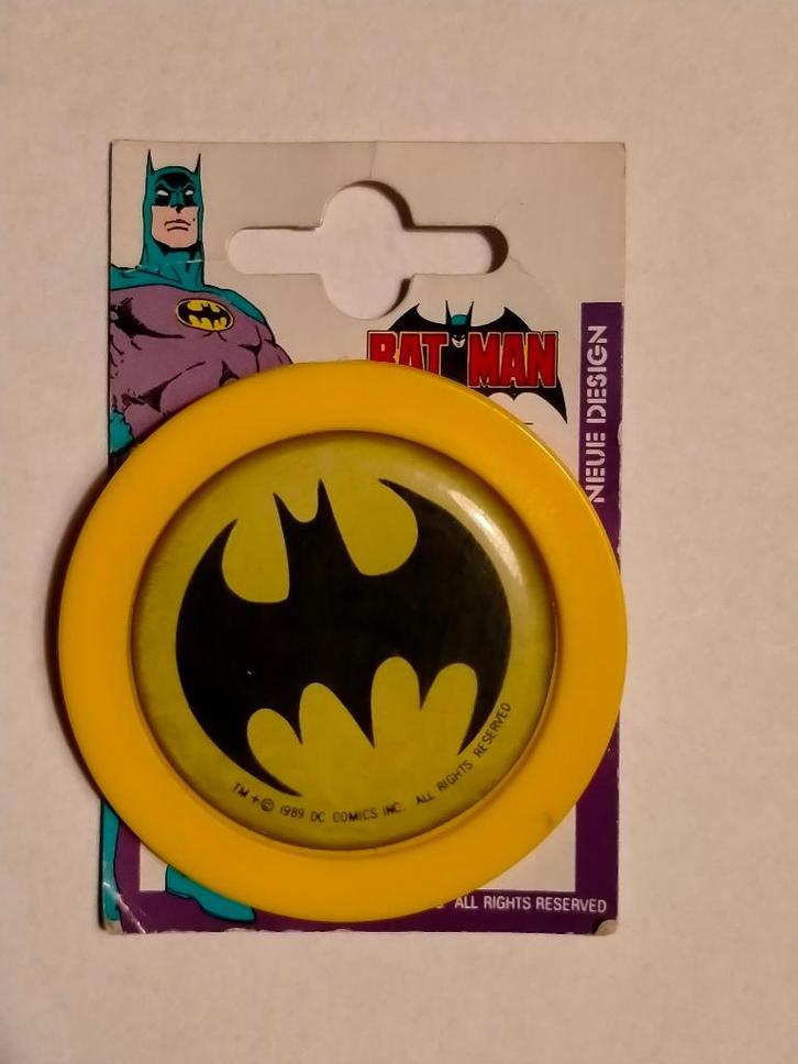 Batman superheld vintage logo DC Comics button RARE 3, Verzamelen, Film en Tv, Gebruikt, Ophalen of Verzenden