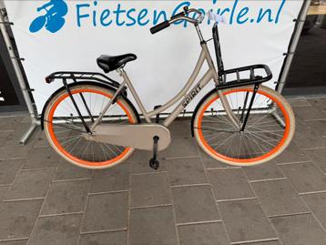 Meisjes fiets beschikbaar voor biedingen