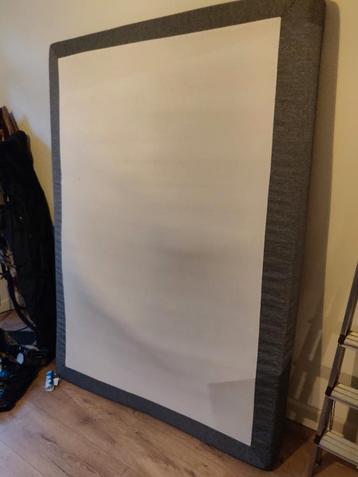 Matras 140x200x16 beschikbaar voor biedingen