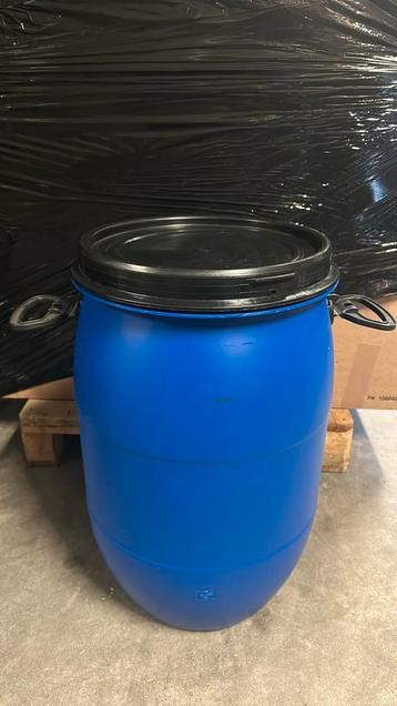 Vaten 60 liter beschikbaar voor biedingen