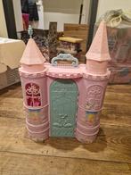 Barbie Kasteel Zwanenmeer 2003, Ophalen of Verzenden, Gebruikt, Toebehoren