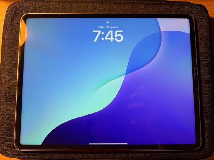 Ipad Pro 256gb (2022), Computers en Software, Apple iPads, Zo goed als nieuw, Apple iPad, Wi-Fi en Mobiel internet, 12 inch, 256 GB