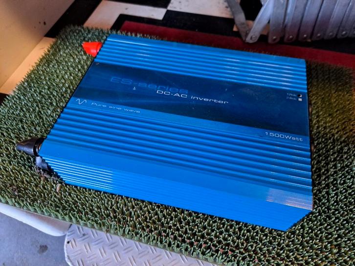 1500W Omvormer 12V naar 230V - Zuivere Sinus, Caravans en Kamperen, Camper-accessoires, Gebruikt, Ophalen of Verzenden
