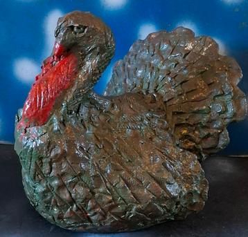 Kalkoen haan. Keramiek/witte klei. Gepatineerd. 28/28 cm. beschikbaar voor biedingen