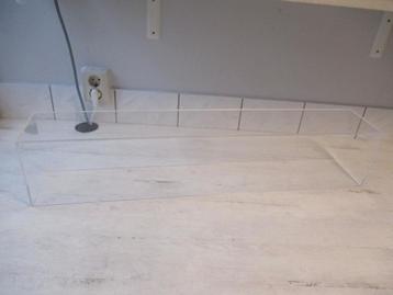  Vitrine Kap Spoor 1 beschikbaar voor biedingen