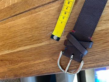 Bruine Tommy Hilfiger riem, maat S beschikbaar voor biedingen
