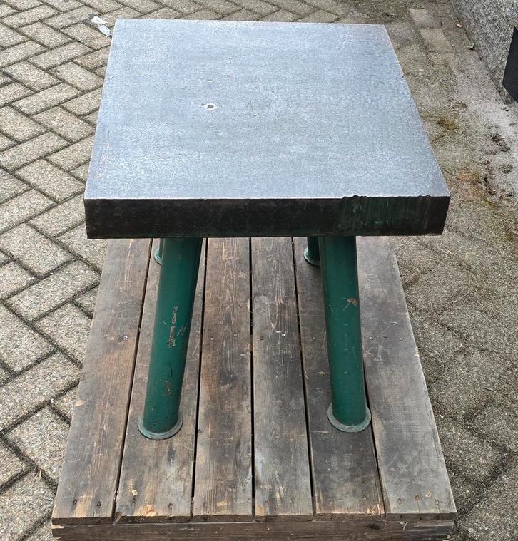 Vlaktafel / Aambeeld, Doe-het-zelf en Verbouw, Gereedschap | Handgereedschap, Ophalen