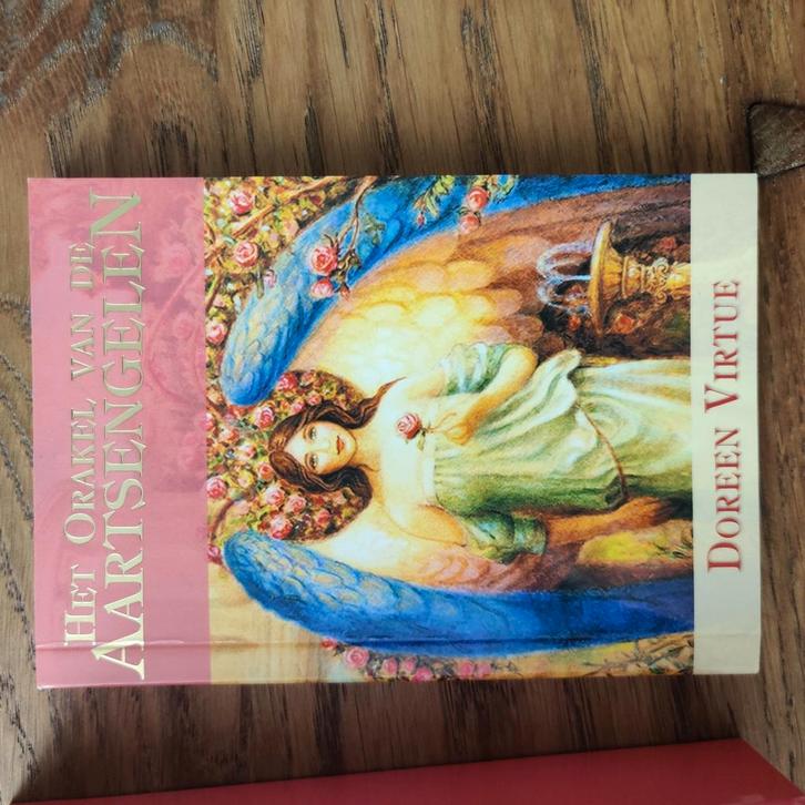 Doreen Virtue - Aartsengelen orakel, Boeken, Esoterie en Spiritualiteit, Zo goed als nieuw, Overige typen, Tarot of Kaarten leggen