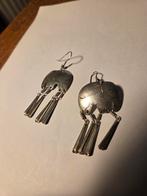 oude oosterse oorbellen olifant, Sieraden, Tassen en Uiterlijk, Oorbellen, Overige materialen, Hangers, Verzenden, Zo goed als nieuw