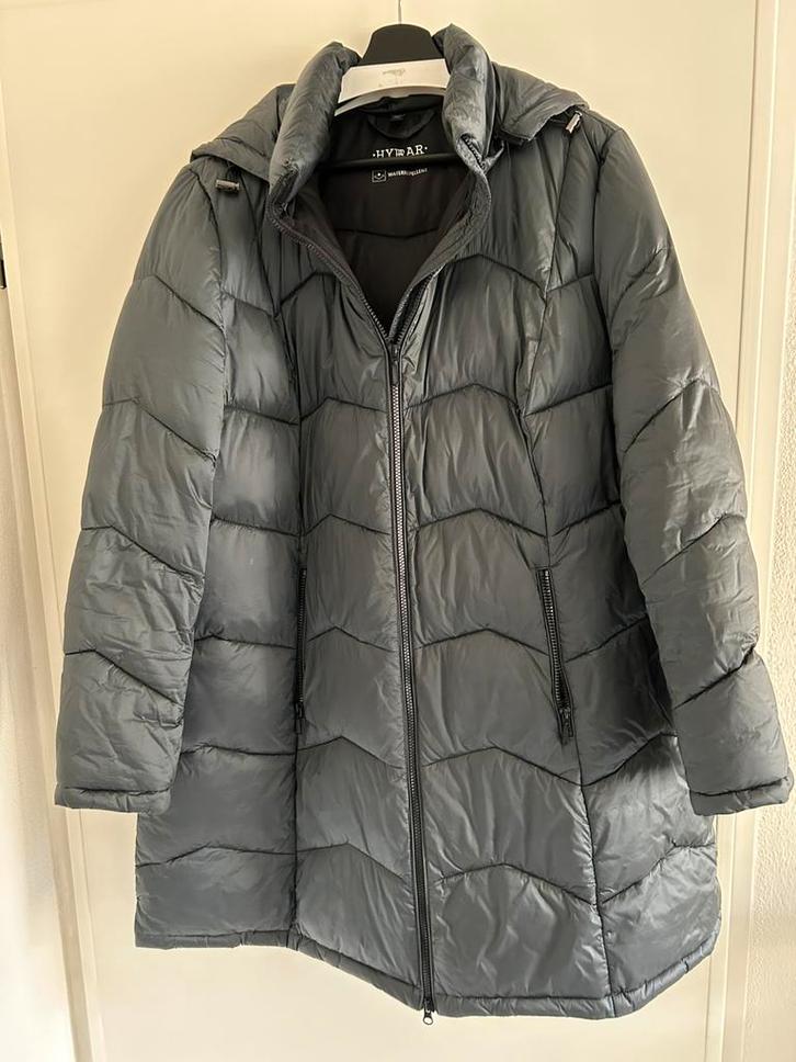 Mooie winterjas mt 50/52, Kleding | Dames, Jassen | Winter, Nieuw, Maat 46/48 (XL) of groter, Grijs, Ophalen of Verzenden