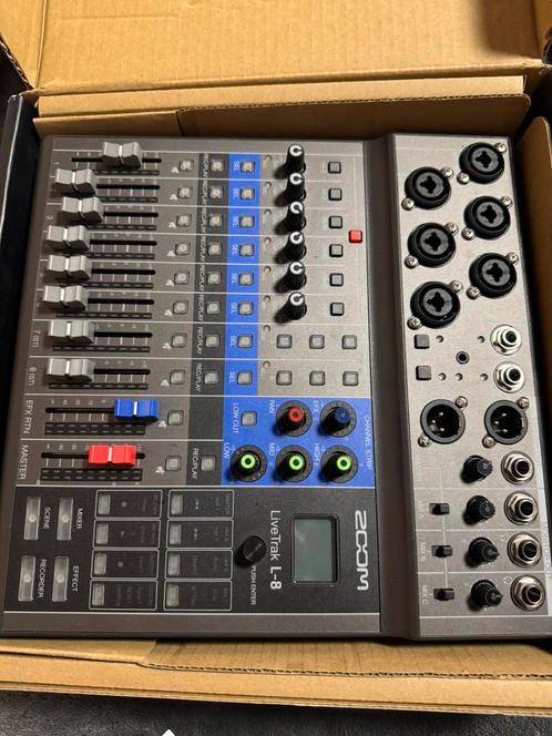 Zoom LiveTrak L-8 - Bijna nieuw - Slechts 3 keer gebruikt, Muziek en Instrumenten, Mengpanelen, Zo goed als nieuw, Ophalen of Verzenden