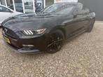 Ford Mustang Fastback 2.3 EcoBoost AUTOM*88 dkm*CAM*LEDER, Auto's, Ford, Automaat, Gebruikt, Euro 6, 4 stoelen