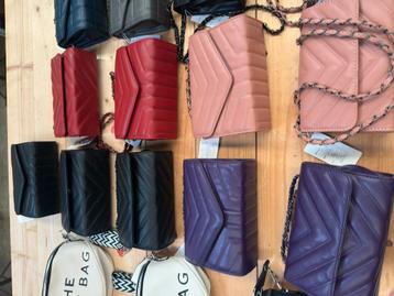 Diverse Damestassen beschikbaar voor biedingen