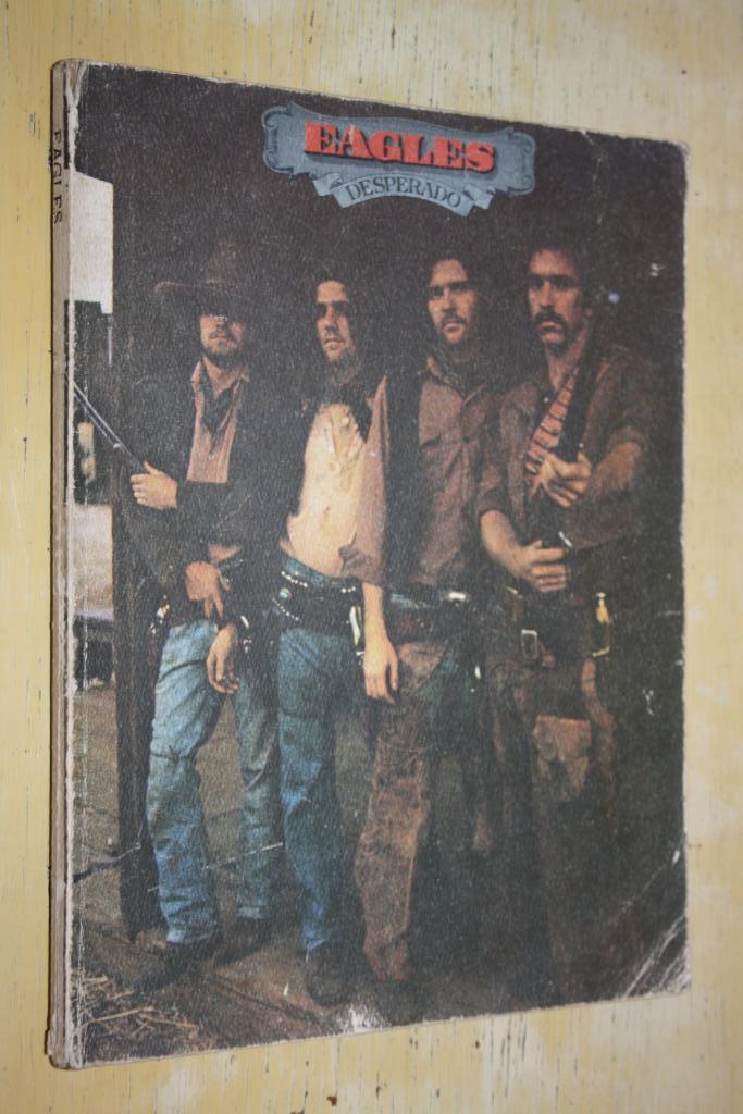 Eagles Desperado Song Book 2 Albums 21 Songs 1 Songbook, Muziek en Instrumenten, Bladmuziek, Gebruikt, Artiest of Componist, Populair