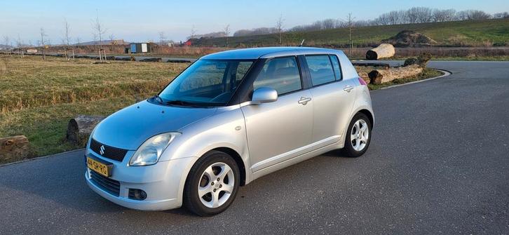 Suzuki Swift 1.3 5DRS 2006 Grijs, Auto's, Suzuki, Particulier, Swift, Achteruitrijcamera, Benzine, C, Hatchback, Handgeschakeld