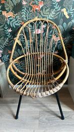 Rotan kinderstoel, Kinderen en Baby's, Kinderkamer | Tafels en Stoelen, Ophalen, Zo goed als nieuw, Stoel(en)