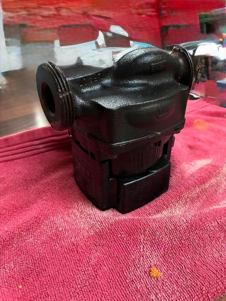 Grundfos Alpha1 25-60 130 Pomp, Doe-het-zelf en Verbouw, Sanitair, Zo goed als nieuw, Overige typen, Ophalen of Verzenden