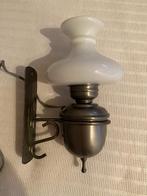 Vintage tinnen wandlampje met melkglazenkapje, Huis en Inrichting, Ophalen of Verzenden, Zo goed als nieuw, Glas
