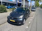 Toyota Aygo 1.0 12V Vvt-i 5DRS MMT 2009 Grijs, Stof, Zwart, 4 stoelen, 68 pk