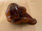 Houten beeldje van een zittende figuur monnik, Antiek en Kunst, Kunst | Beelden en Houtsnijwerken, Ophalen of Verzenden