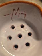 Vintage Keramische Schaal met Fruitmotief hans wagner H.W, Huis en Inrichting, Gebruikt, Porselein of Keramiek, Schaal, Rond