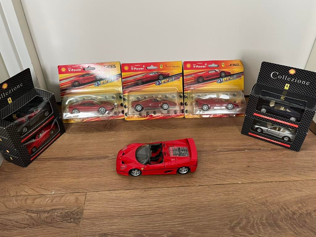 Ferrari miniatuur auto’s nieuw in doosje, Hobby en Vrije tijd, Modelauto's | 1:24, Ophalen of Verzenden, Nieuw, Overige merken