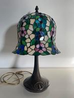 Mooie Tiffany lamp met tulpkap, Ophalen