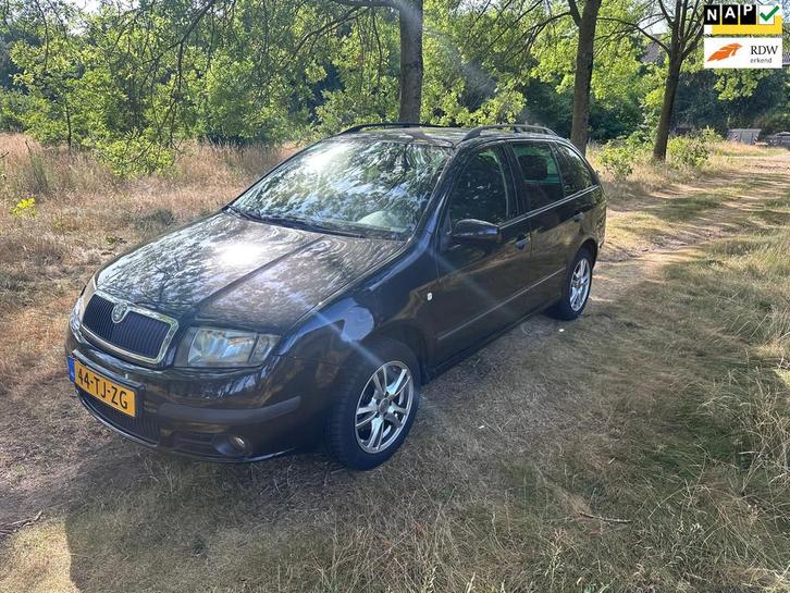 Skoda Fabia Combi 1.4 TDI Equipe plus apk t/m 07-06-2025, Auto's, Skoda, Bedrijf, Te koop, Fabia, ABS, Airbags, Airconditioning