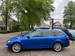 Skoda OCTAVIA COMBI 1.6 TDI GREENTECH BUSINESS / NAVI / TREK, Gebruikt, Euro 6, 4 cilinders, Blauw