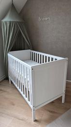 Babybedje Sundvik 60x120 met matras, Ophalen, Zo goed als nieuw, Jongetje of Meisje