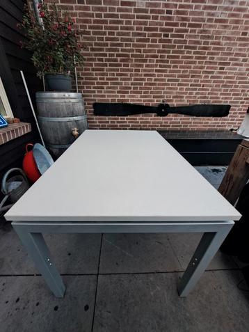 Bureau 1.20 x 1.80, in hoogte verstelbaar