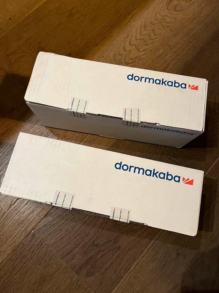 DORMAKABA OPBOUWNETVOEDING RZ-01 DC, Hobby en Vrije tijd, Elektronica-componenten, Nieuw, Ophalen of Verzenden