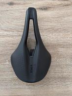 Fizik Tempo Argo R3 zadel - 150mm, Ophalen of Verzenden, Zo goed als nieuw, Racefiets, Zadel