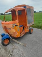 Tuktuk opknapper, Ophalen