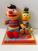 Bert en Ernie Mooi leesboek + 2  knuffels! Sesamstraat), Non-fictie, Jongen of Meisje, Sesamstraat), Ophalen of Verzenden
