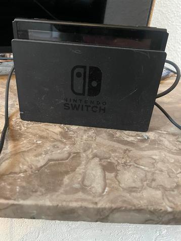 Nintendo Switch + Mario Kart