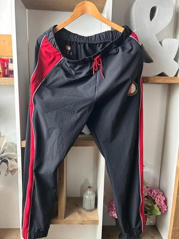 Feyenoord Trainingsbroek XL - Zo Goed Als Nieuw! beschikbaar voor biedingen